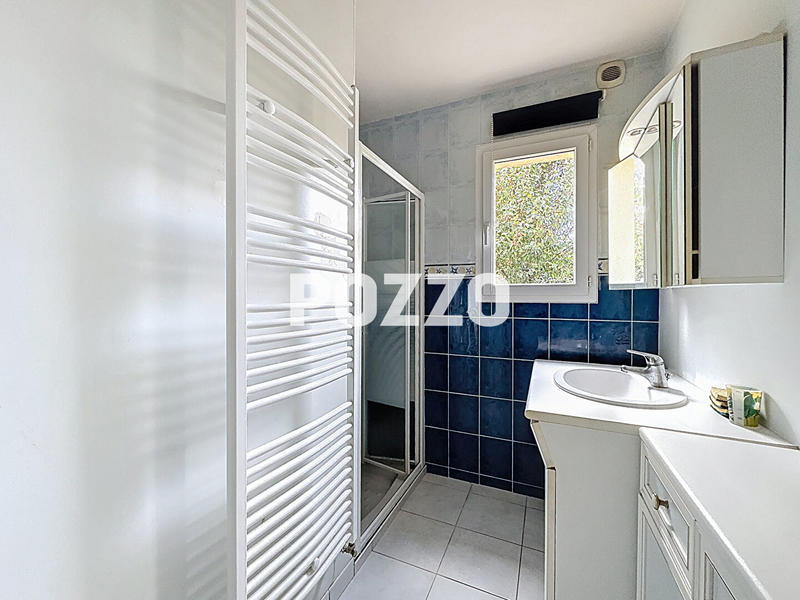 Maison - 150 m² - 9 pièces