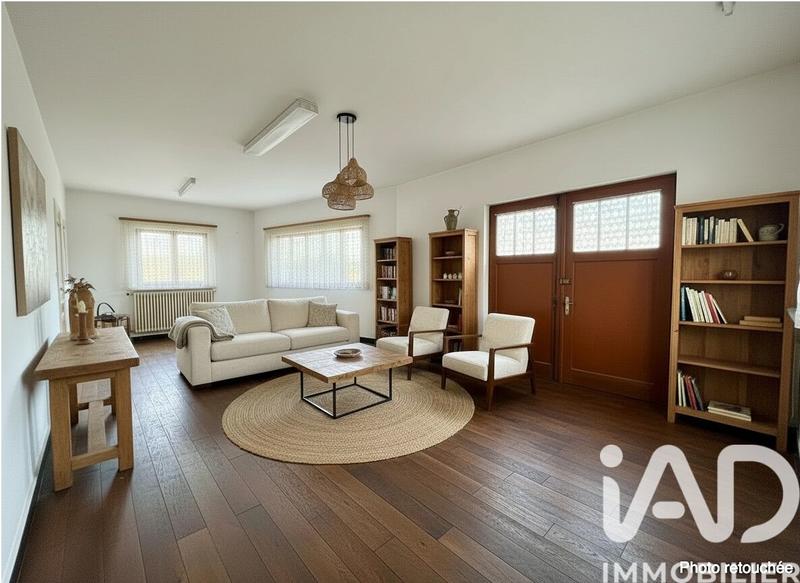 Maison - 210 m² - 8 pièces