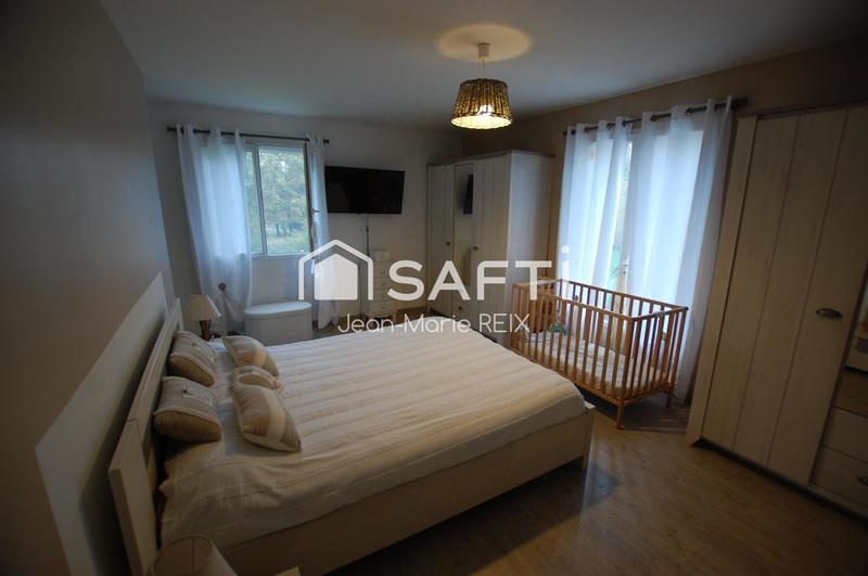 Maison - 285 m² - 6 pièces