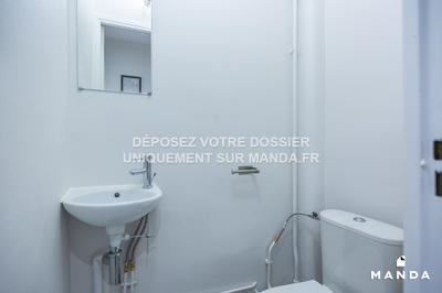 Chambre - 9 m² - 5 pièces