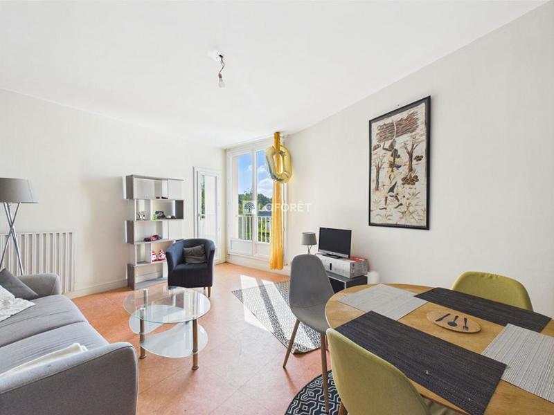 Appartement - 75 m² - 4 pièces