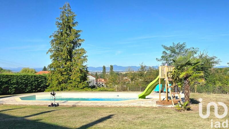 Maison - 155 m² - 6 pièces