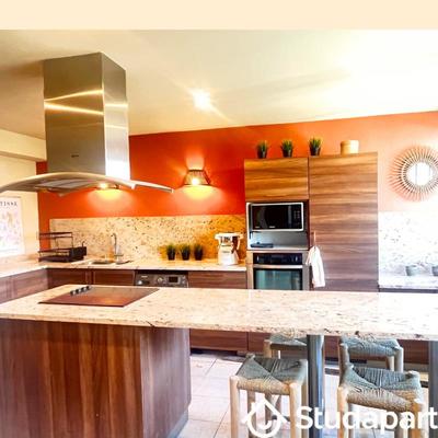 Chambre - 13 m² - 1 pièce