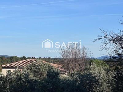 Maison - 210 m² - 5 pièces