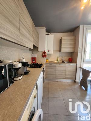 Appartement - 77 m² - 4 pièces