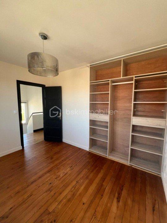 Maison - 97 m² - 4 pièces