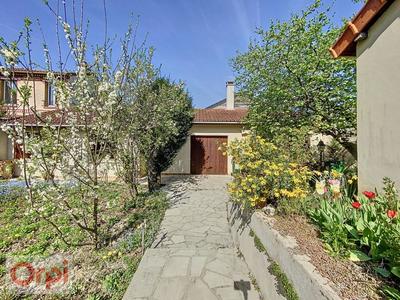 Maison - 90 m² - 3 pièces