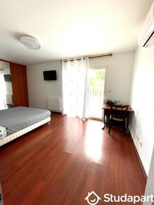 Chambre - 25 m² - 1 pièce