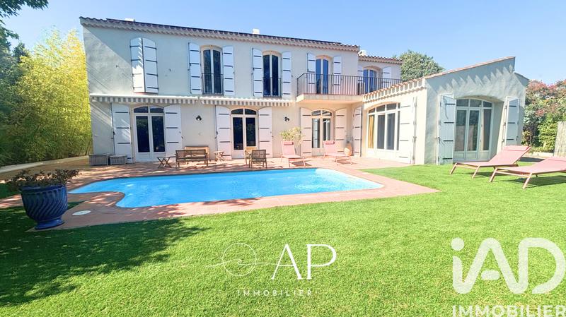 Maison de maîtres - 280 m² - 8 pièces