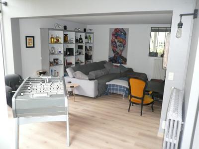 Maison de ville - 261 m² - 11 pièces