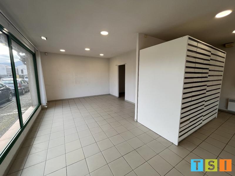 Local d'activités - 199 m² - 3 pièces