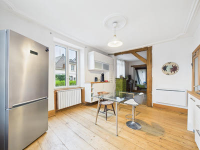 Maison - 190 m² - 5 pièces