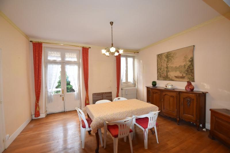 Maison - 163 m² - 7 pièces