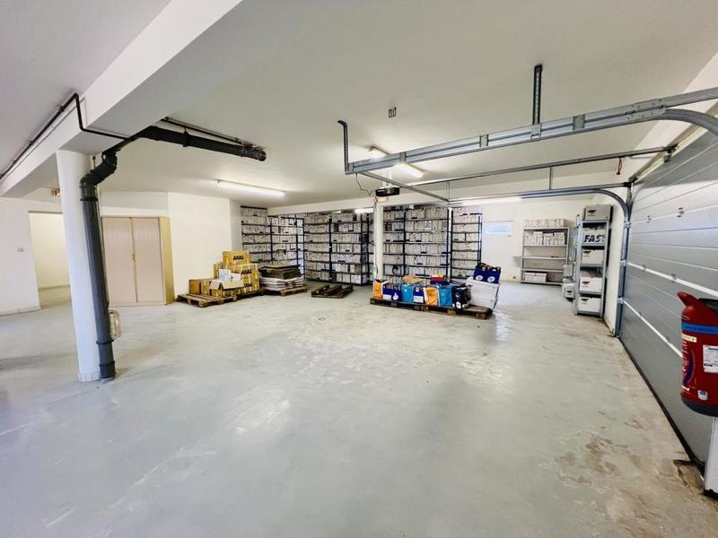 Bureau - 395 m² - 15 pièces