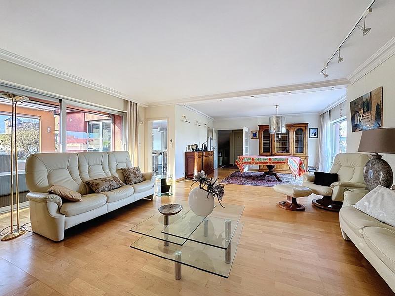 Maison - 174 m² - 7 pièces