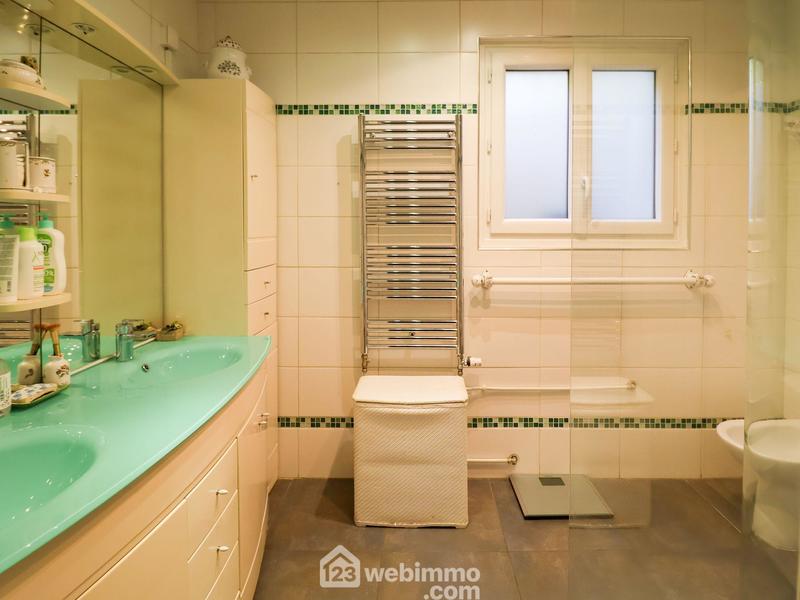 Maison - 141 m² - 5 pièces