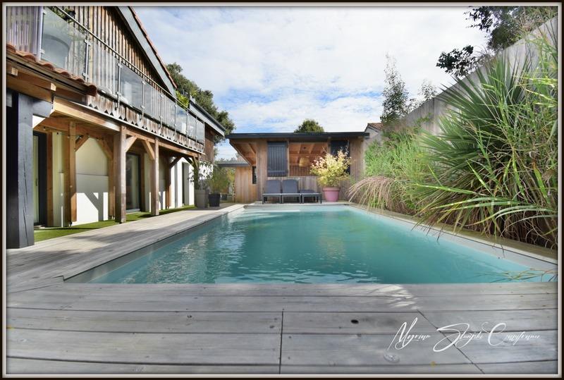 Maison - 306 m² - 8 pièces