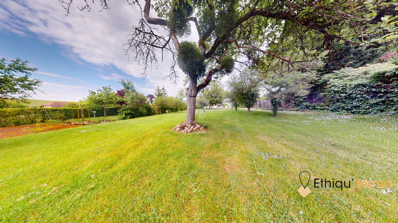 Maison - 99 m² - 6 pièces