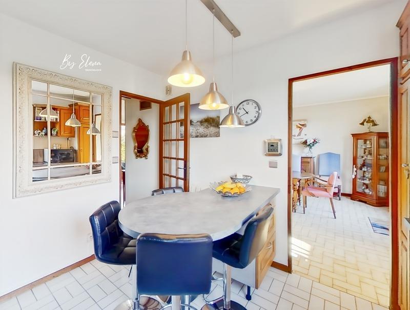 Maison - 121 m² - 6 pièces