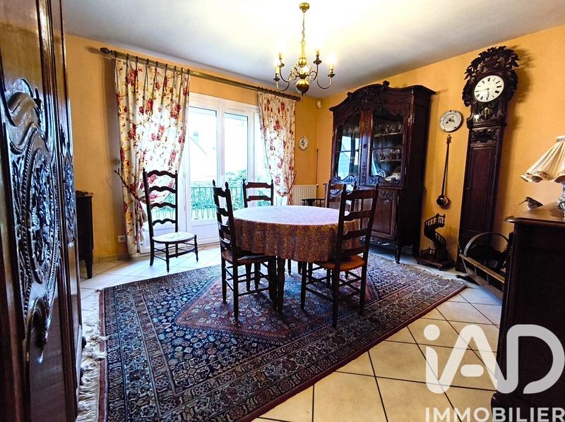 Maison - 89 m² - 5 pièces