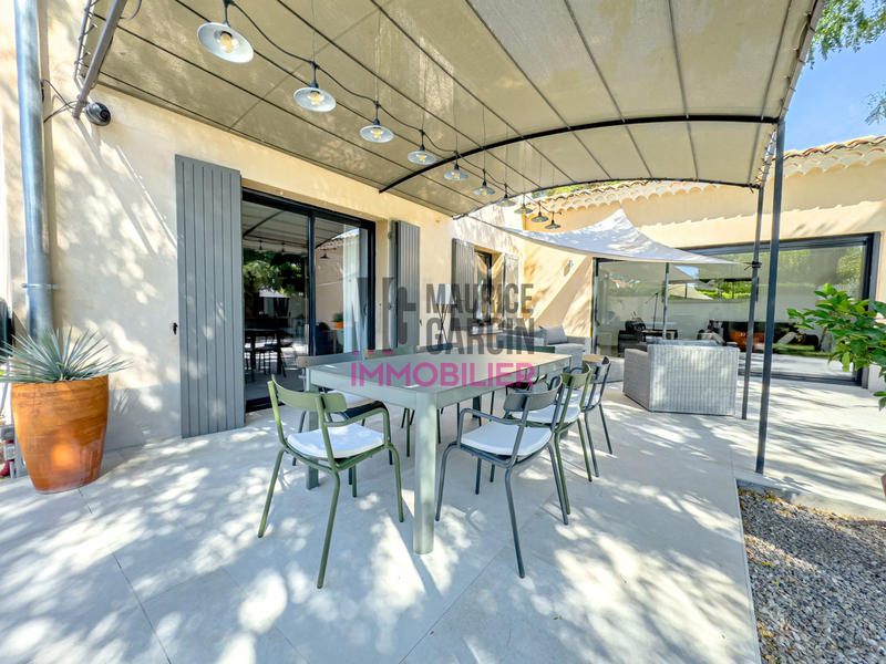 Maison - 190 m² - 6 pièces