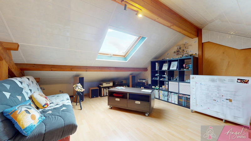 Maison - 148 m² - 7 pièces