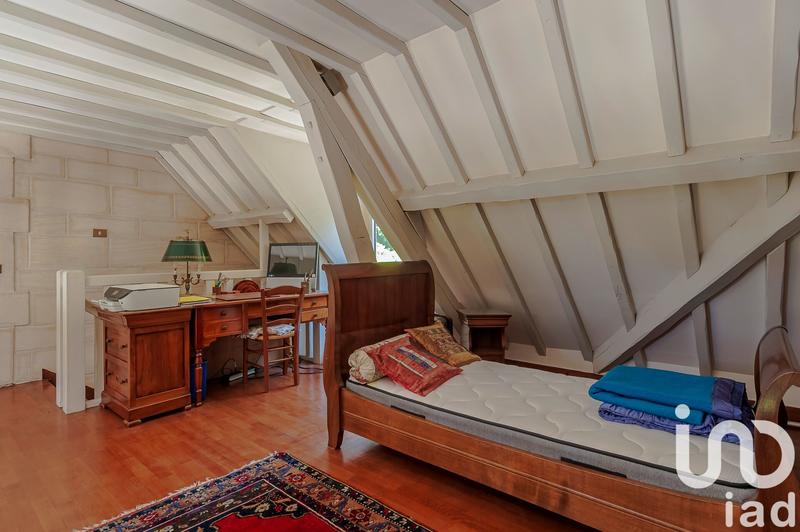 Maison - 220 m² - 8 pièces