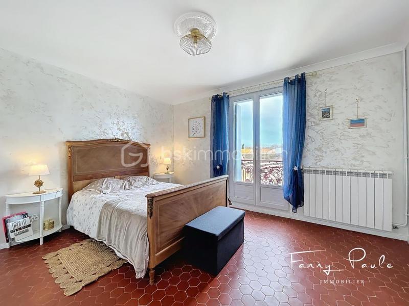 Demeure - 270 m² - 8 pièces