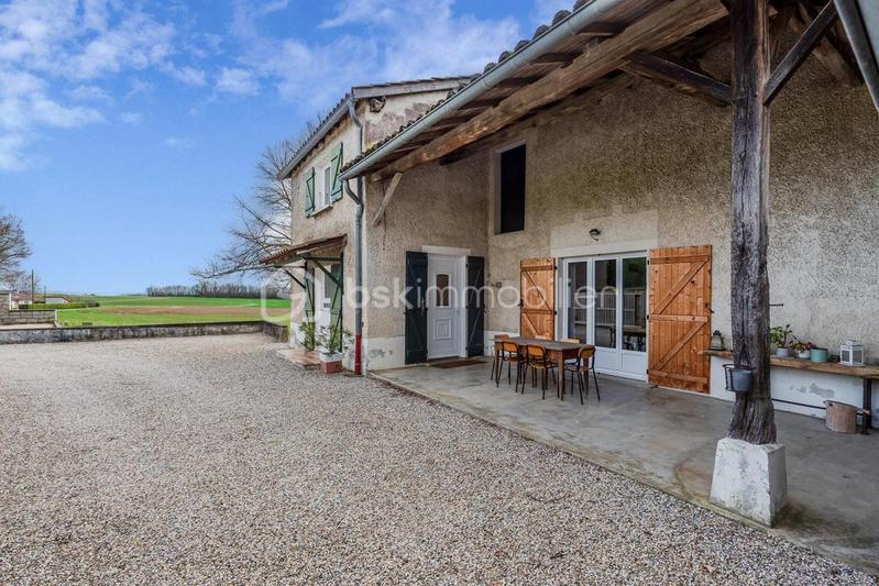 Maison - 128 m² - 5 pièces