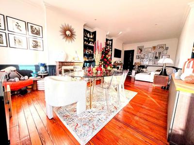 Appartement - 89 m² - 4 pièces