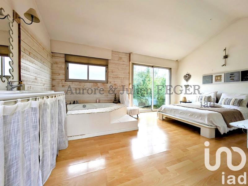 Maison de maîtres - 194 m² - 6 pièces