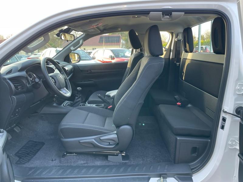 Toyota Hilux X-Tra Cabine 2.8l d-4d 4x4 (My24) Lecap