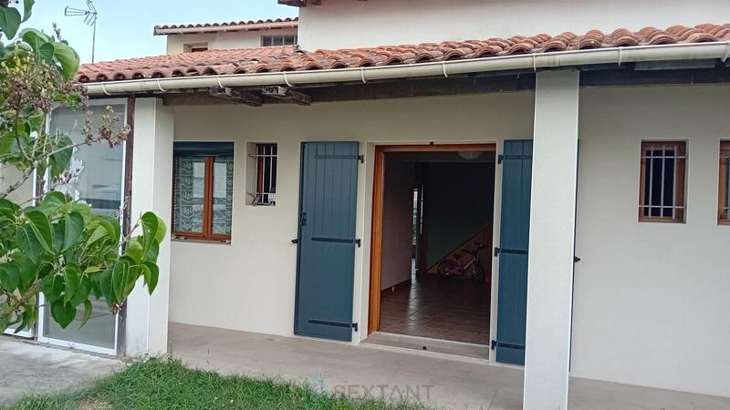 Maison contemporaine - 220 m² - 7 pièces