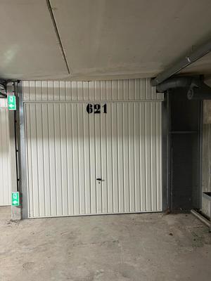 Parking / Garage - 13 m²