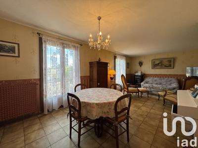 Maison - 180 m² - 7 pièces