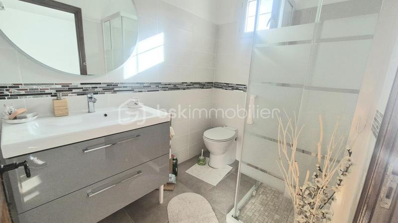 Maison - 297 m² - 10 pièces