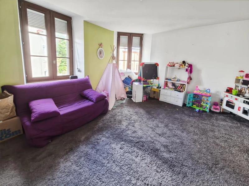 Maison - 185 m² - 6 pièces