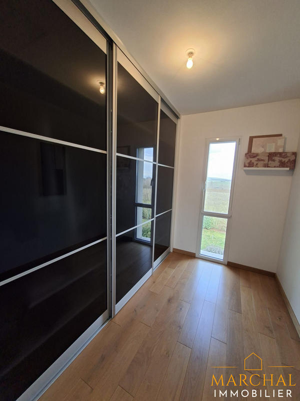 Villa - 294 m² - 10 pièces