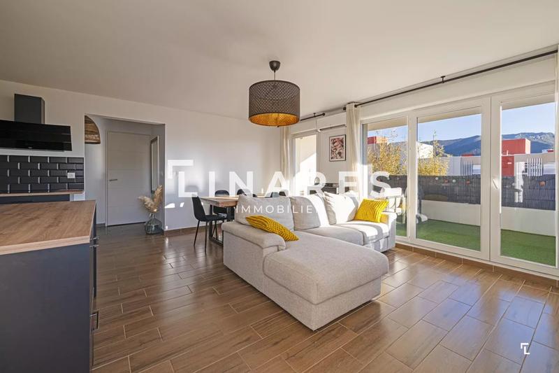 Appartement - 80 m² - 4 pièces