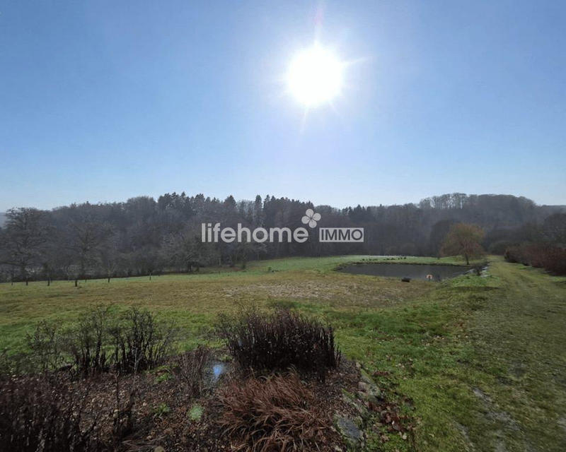 Maison - 240 m² - 7 pièces