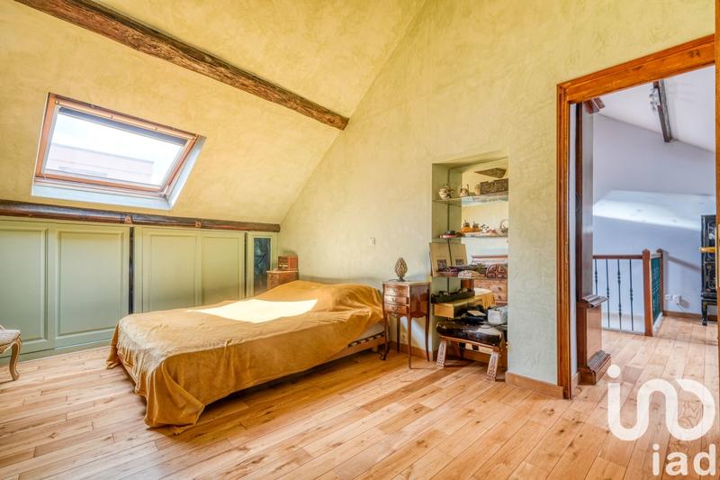 Maison - 200 m² - 8 pièces