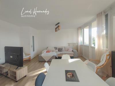 Appartement - 76 m² - 4 pièces