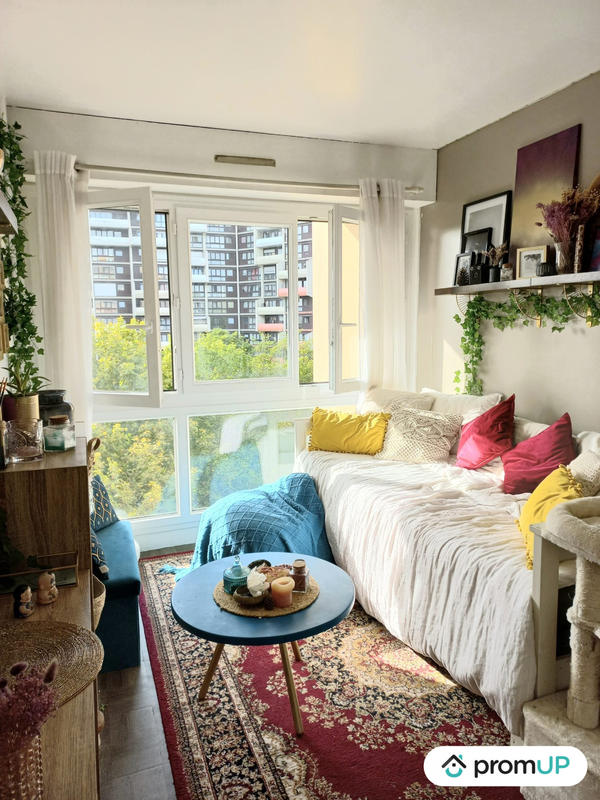 Appartement - 82 m² - 4 pièces