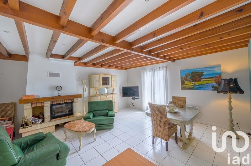 Maison - 250 m² - 9 pièces