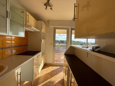 Appartement - 80 m² - 3 pièces