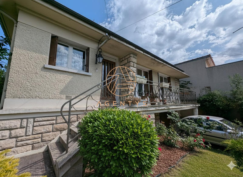 Maison ancienne - 93 m² - 6 pièces