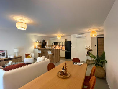 Appartement - 79 m² - 3 pièces