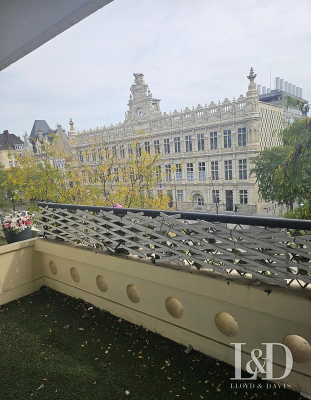 Appartement - 120 m² - 4 pièces