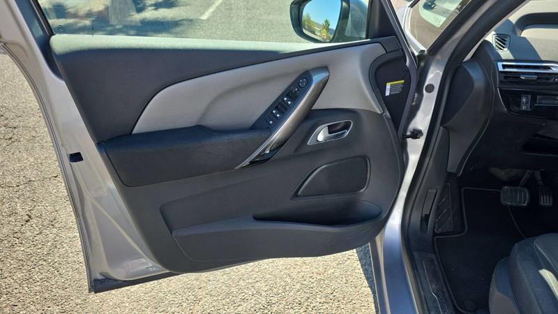 Citroën Grand C4 SpaceTourer 1.2 PureTech 130 Eat8 Shine Pack