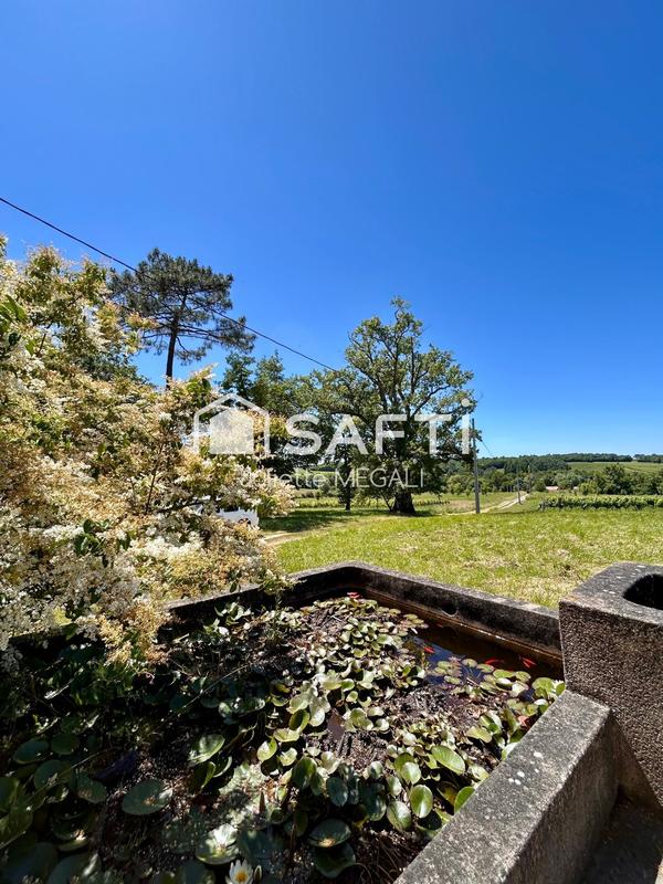 Maison - 450 m² - 6 pièces